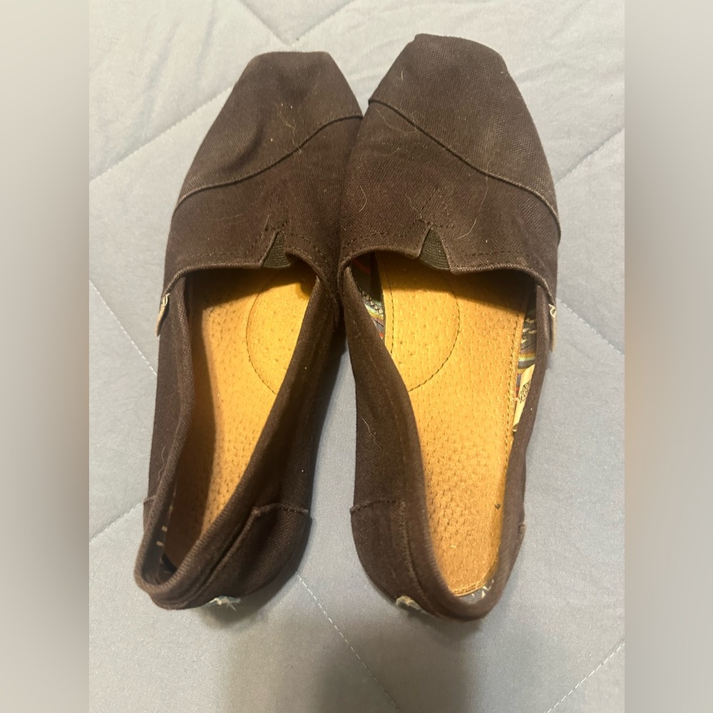 Toms Slip on shoes